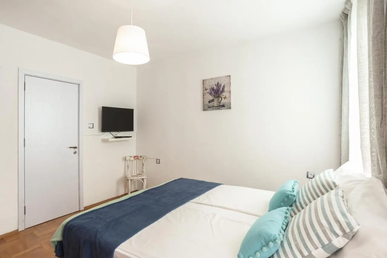 Sea Apartment Colours Burgas 0*,  Bulgaria